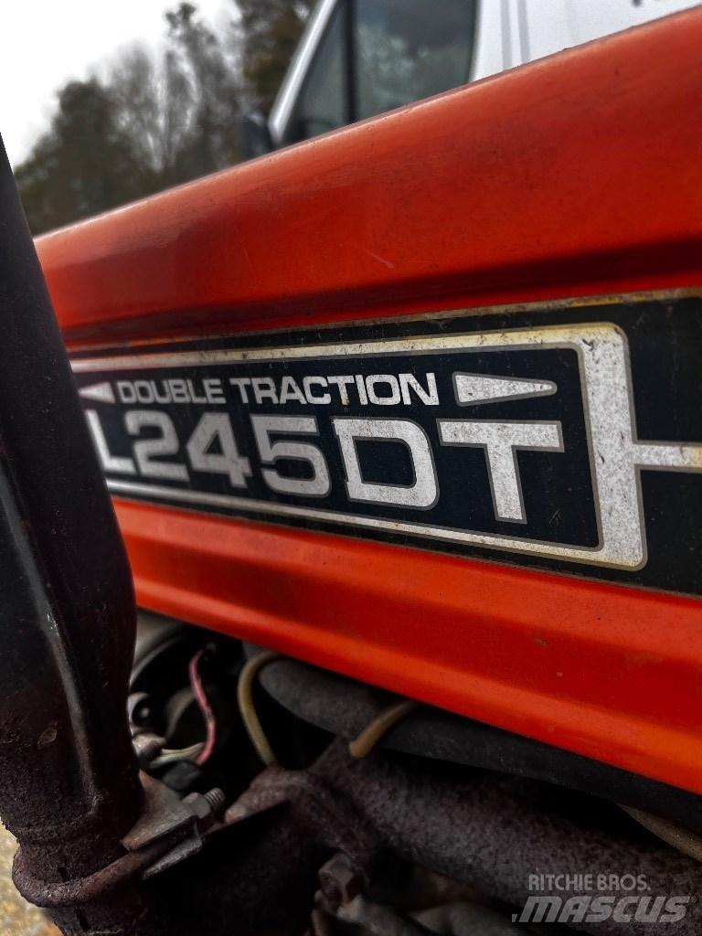 Kubota L 245 Трактори