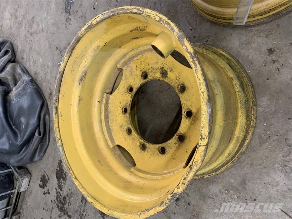 Ösa 250 20x26,5 Шини