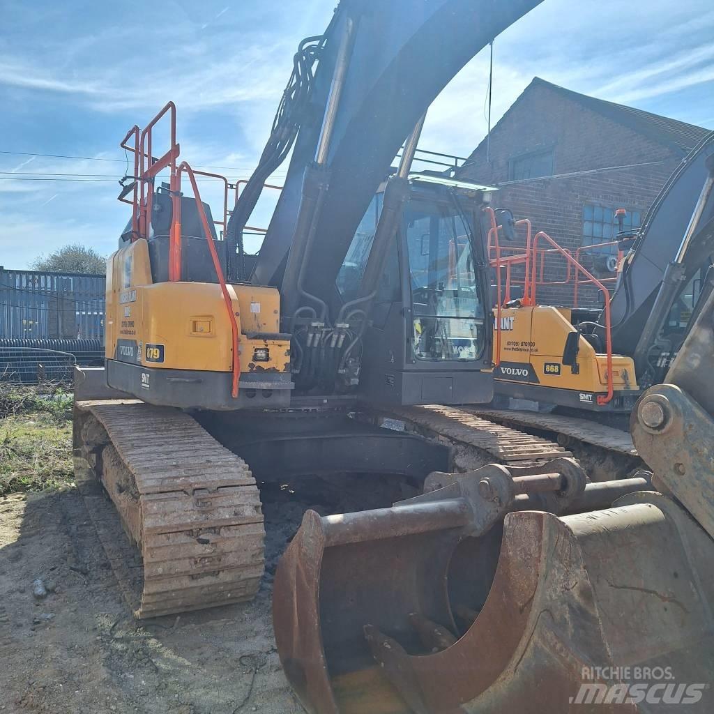 Volvo ECR 355 E Гусеничні екскаватори