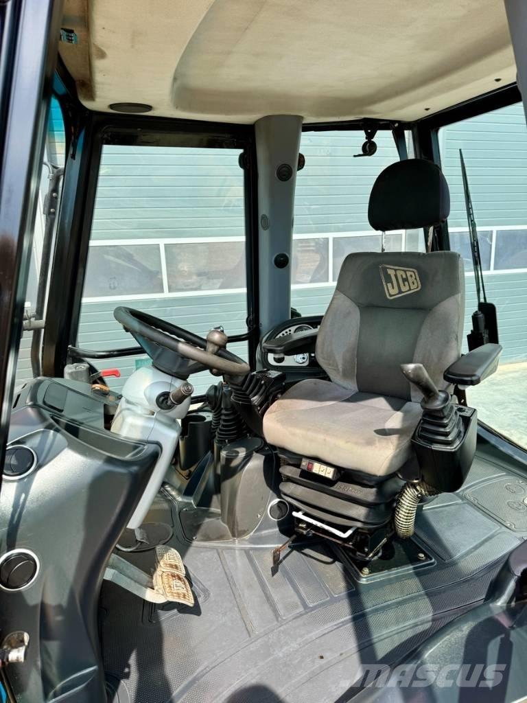 JCB 3 CX Екскаватори-навантажувачі