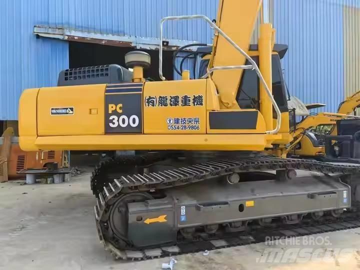 Komatsu PC300 Гусеничні екскаватори