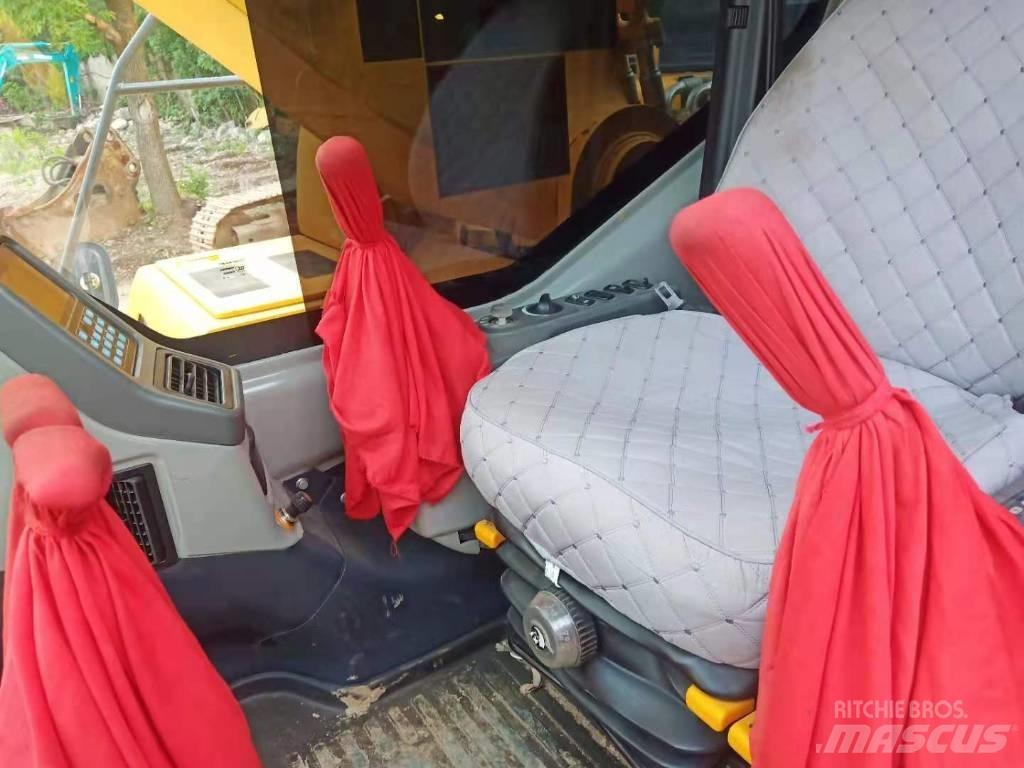 Komatsu PC 450-7 Гусеничні екскаватори