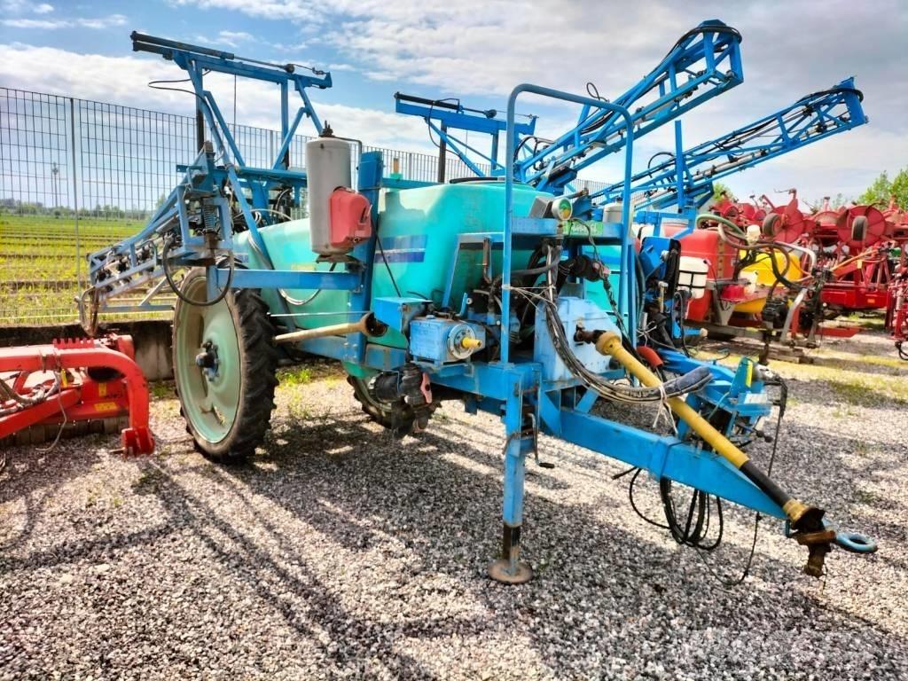 Berthoud ALBA V 2200 Самохідні обприскувачі