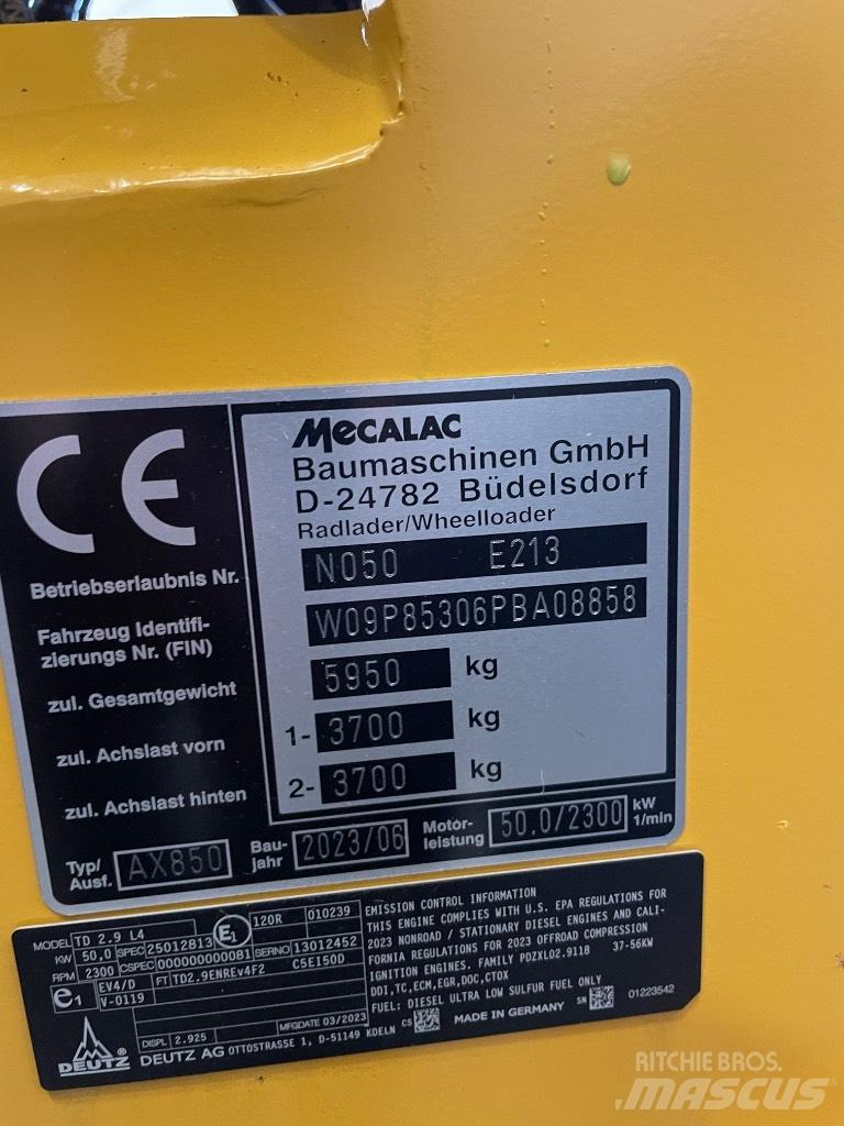 Mecalac AX 850 Фронтальні навантажувачі