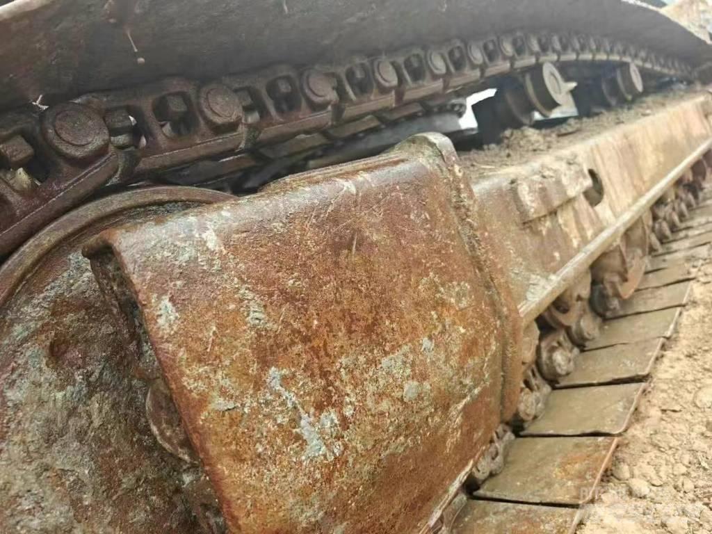 Volvo EC 290 Гусеничні екскаватори