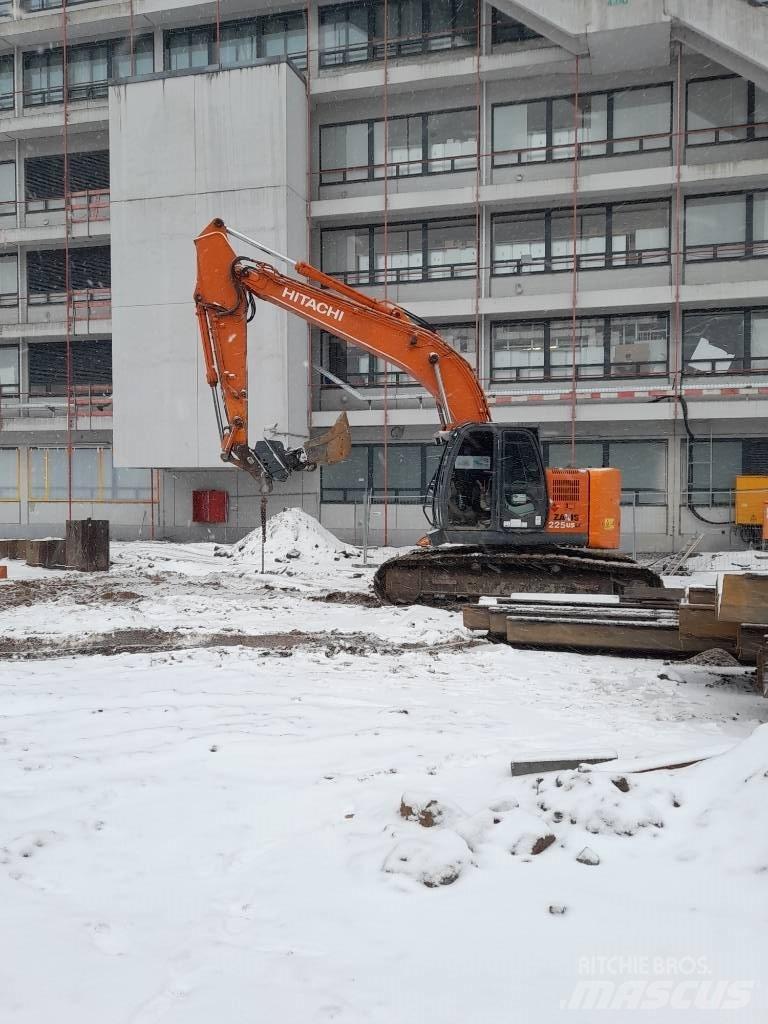  ICE Hitachi 328 B Копрові установки