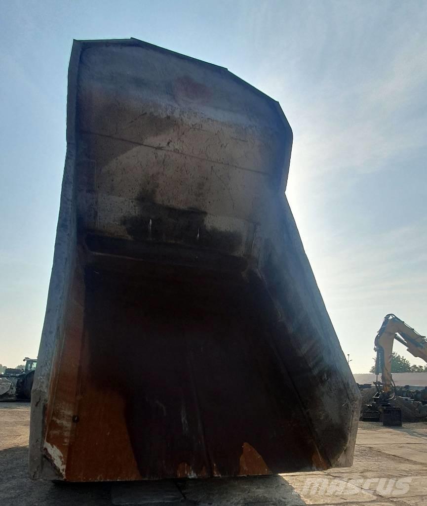 CAT 772 Кар`єрні самоскиди