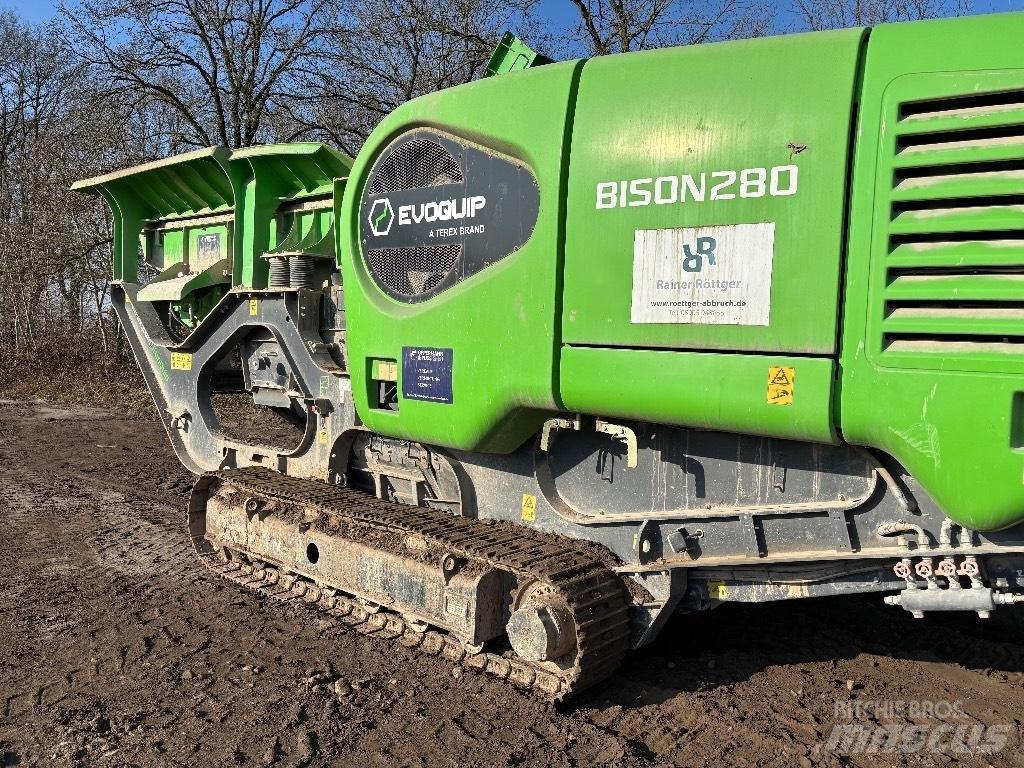 Terex BISON 180 Просіювачі