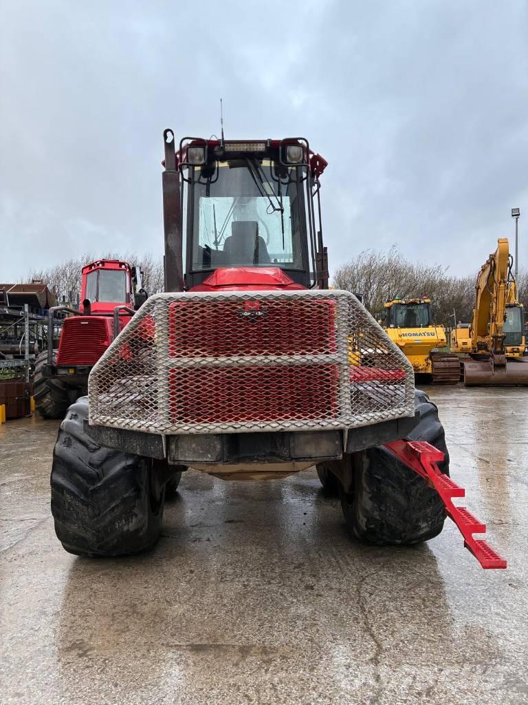 Komatsu 860.4 Форвардери