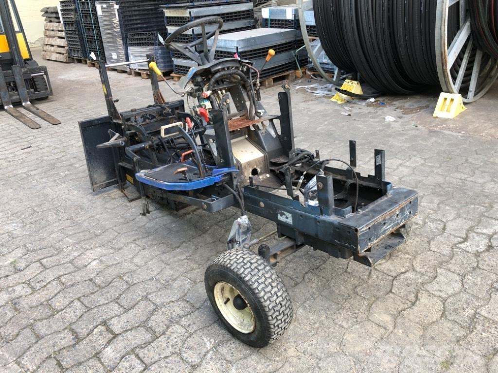 Iseki SXG 19 Самохідні газонокосарки