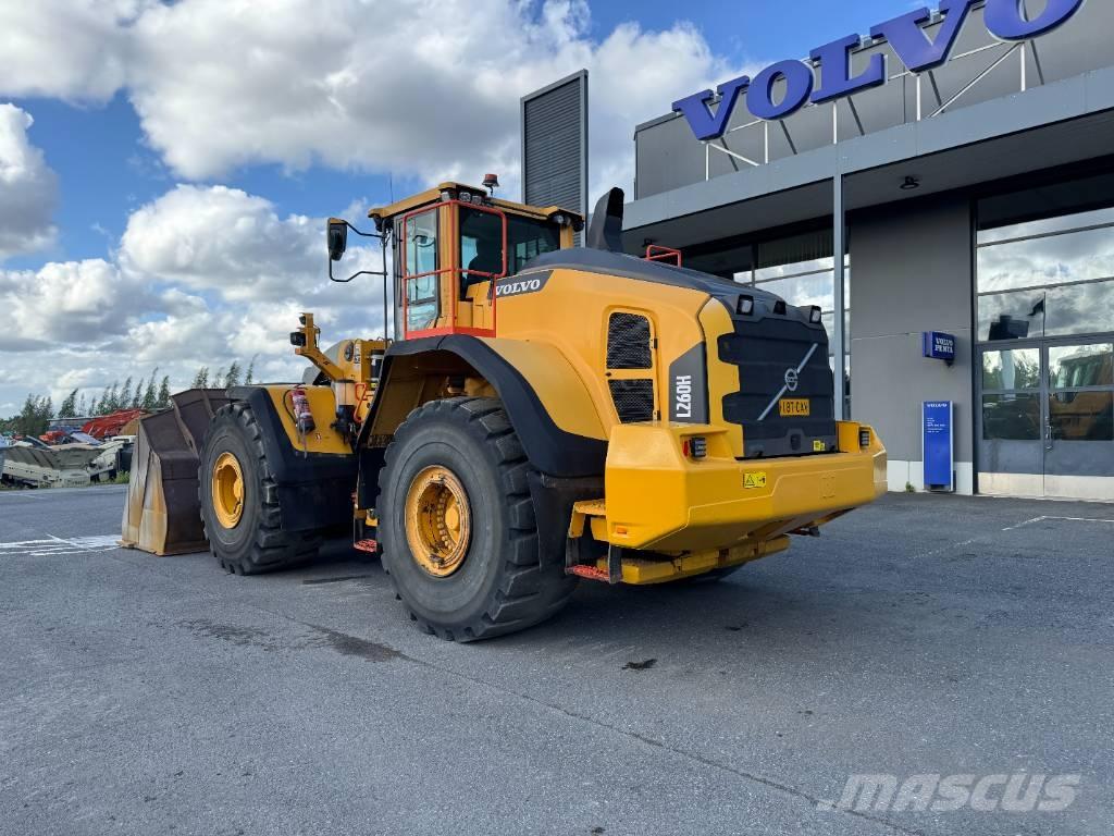 Volvo L 260 H Фронтальні навантажувачі