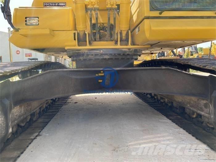 Komatsu PC 210 LC Гусеничні екскаватори