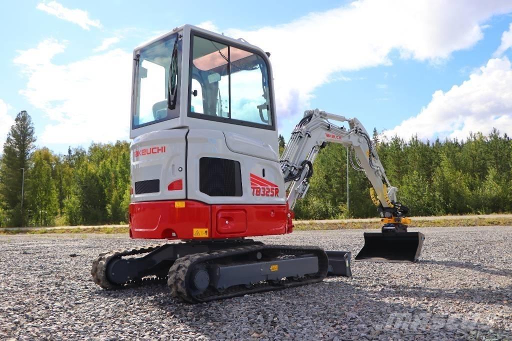 Takeuchi TB325R Міні-екскаватори < 7т