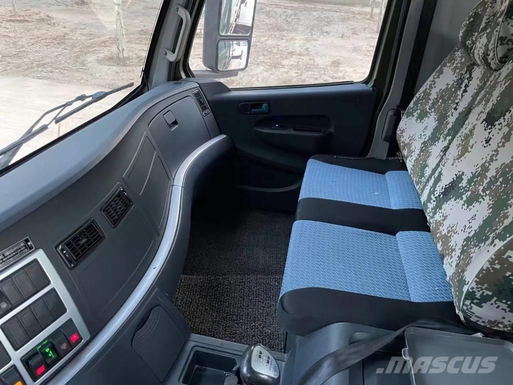 XCMG QY 25 J Монтажний кран