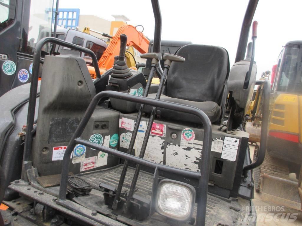 Hitachi ZX 30 U Міні-екскаватори < 7т