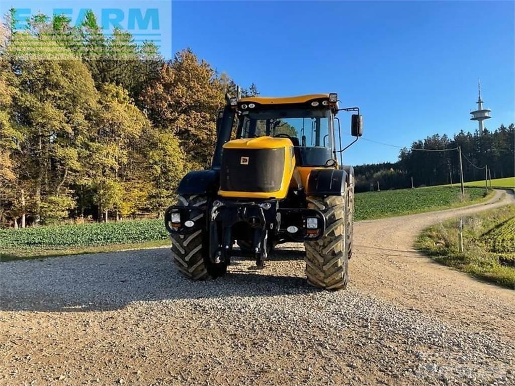JCB fastrac 8250 Трактори