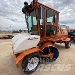 Broce RCT350 Підмітальні машини