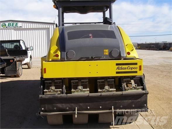 Dynapac CP2700 Пневматичні катки