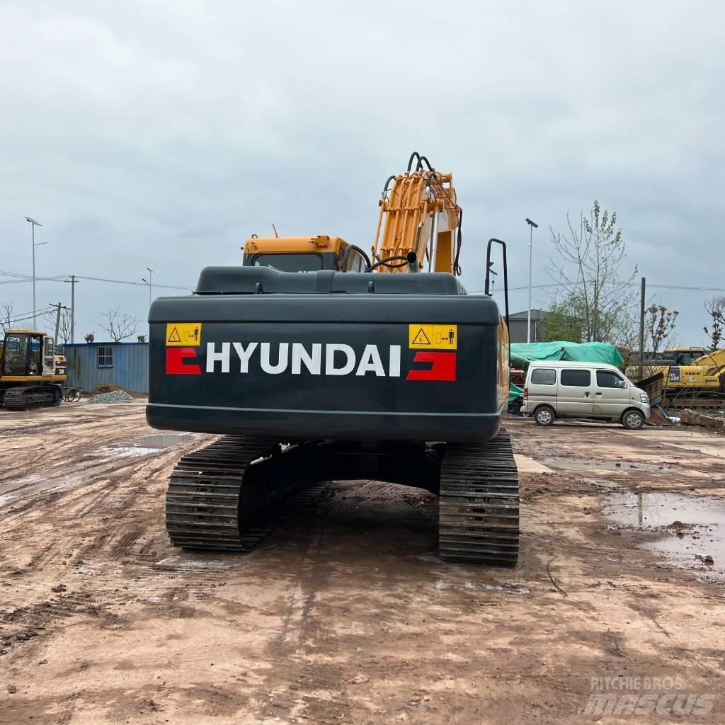 Hyundai R220LC-9 Гусеничні екскаватори