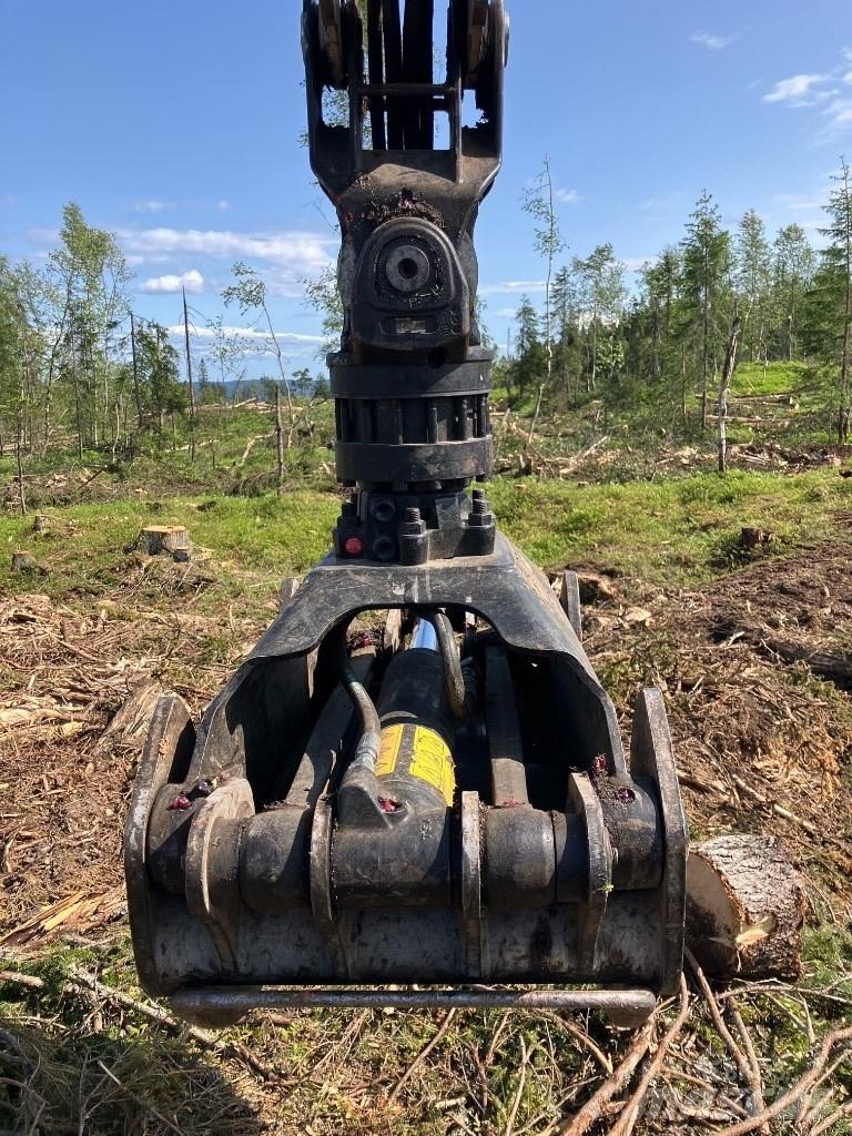 Komatsu 895 Форвардери