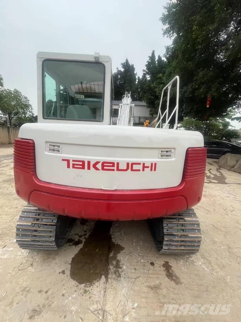 Takeuchi TB180C Гусеничні екскаватори
