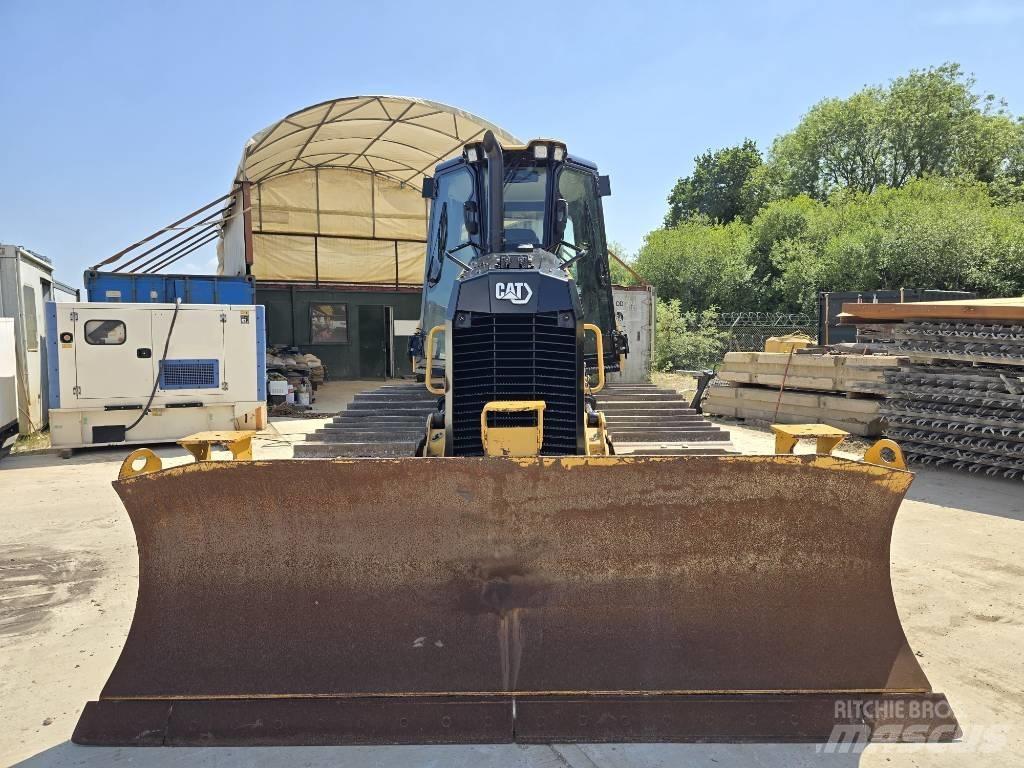 CAT D 3 LGP Гусеничні бульдозери