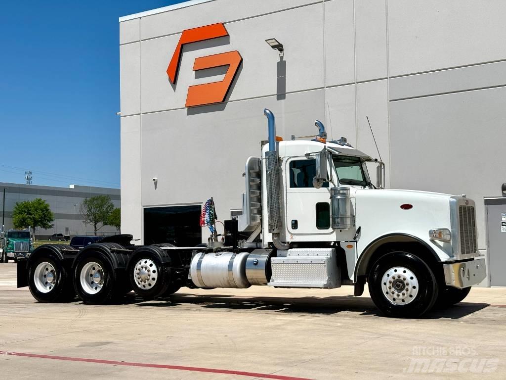 Peterbilt 367 Тягачі
