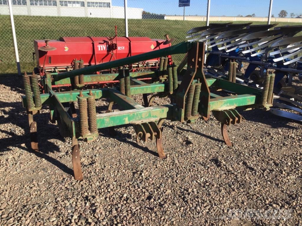  Grubber Kultivator Культиватори