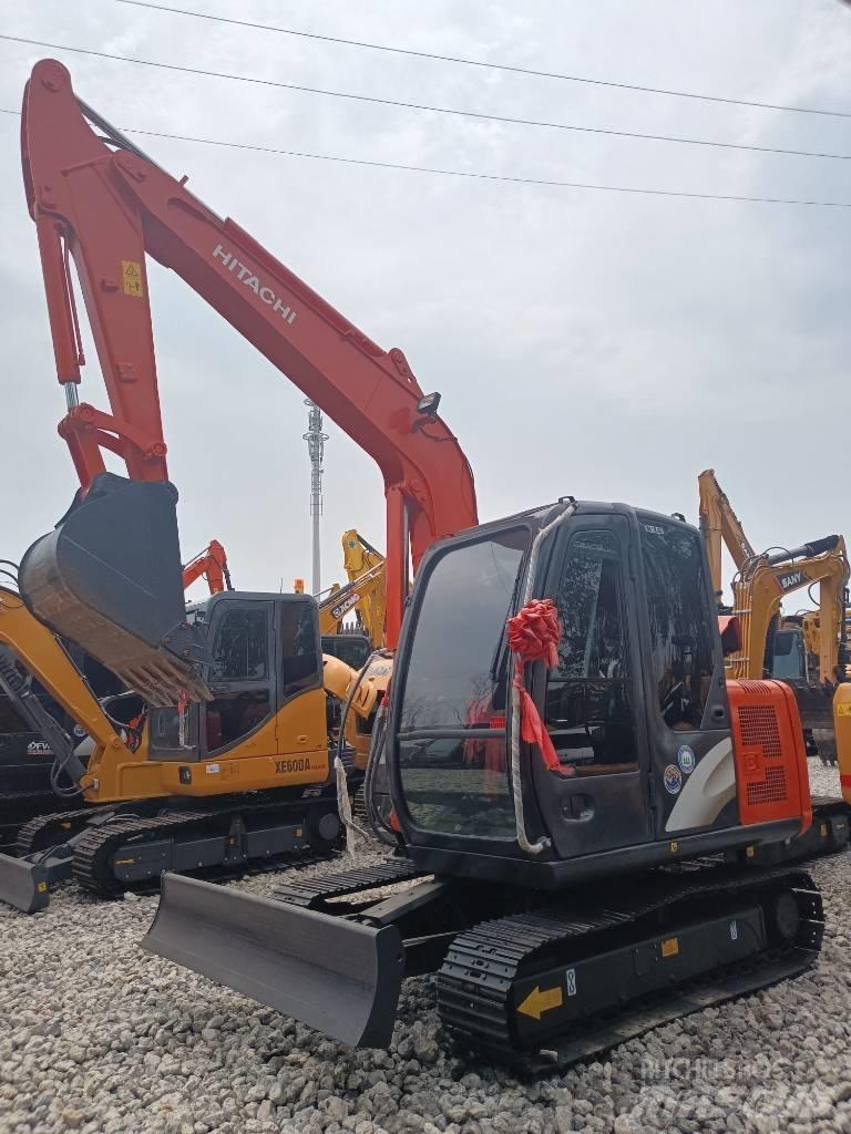 Hitachi ZX 60 Гусеничні екскаватори