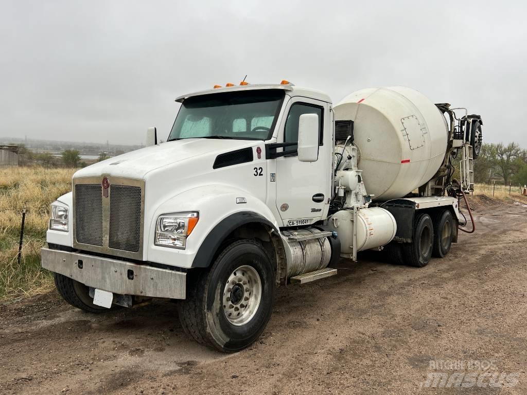 Kenworth T 880 Вантажівки / спеціальні
