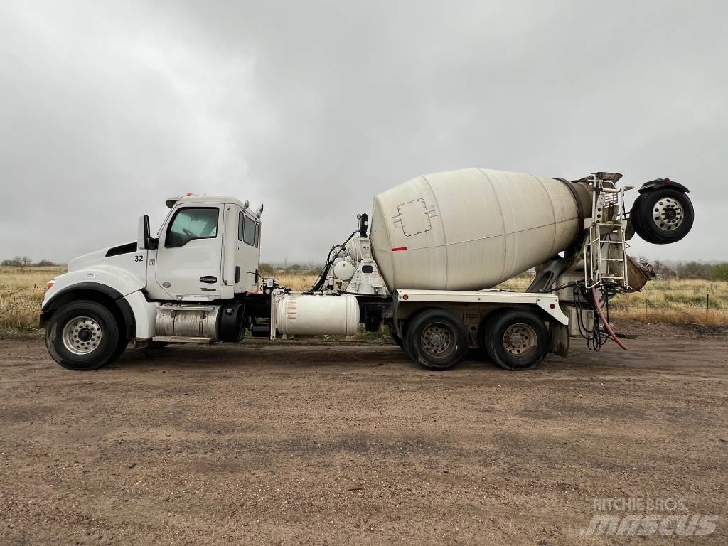 Kenworth T 880 Вантажівки / спеціальні