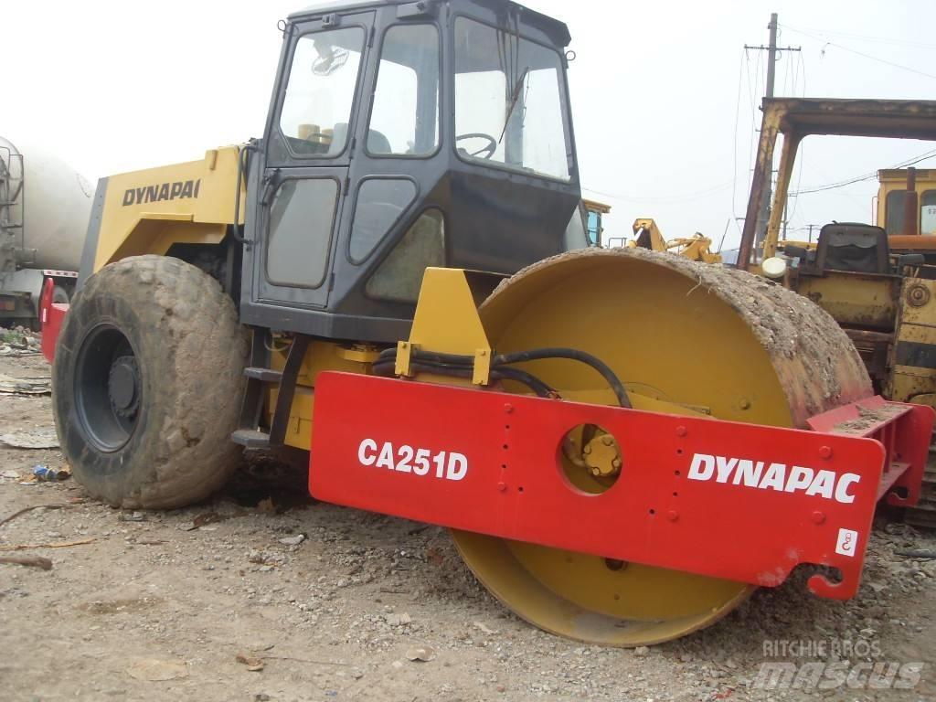 Dynapac CA 251 D Грунтові котки