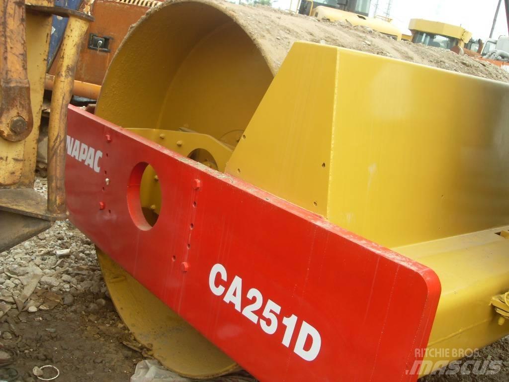 Dynapac CA 251 D Грунтові котки