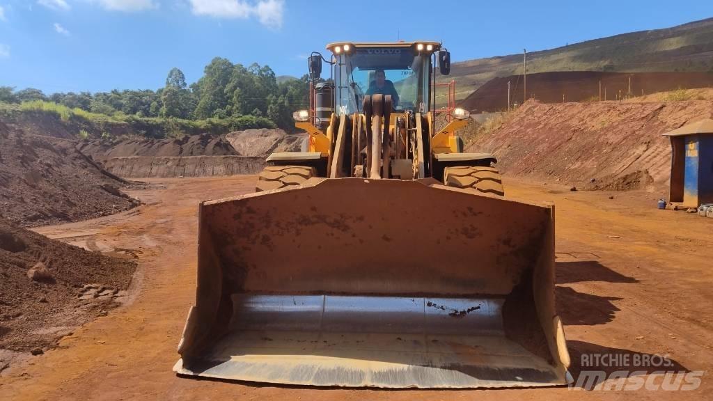 Volvo L 150 H Фронтальні навантажувачі