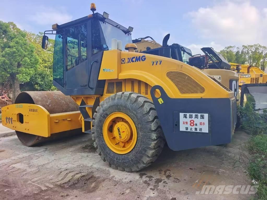 XCMG XS 203 J Грунтові котки