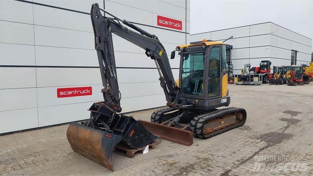 Volvo ECR50D Колісні екскаватори