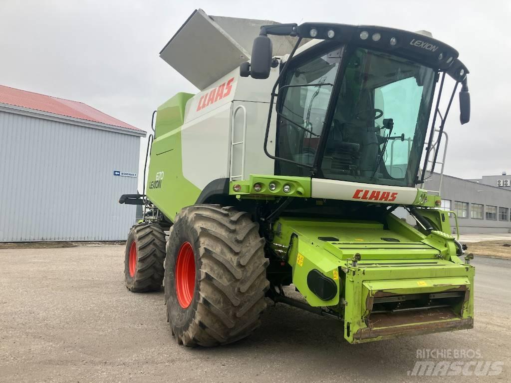 CLAAS Lexion 670 Зернозбиральні комбайни
