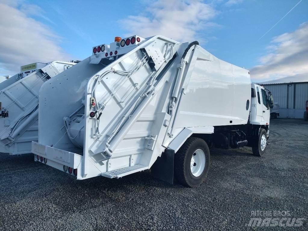 Mitsubishi Fuso Сміттєвози