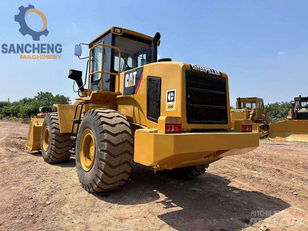 CAT 950G Фронтальні навантажувачі