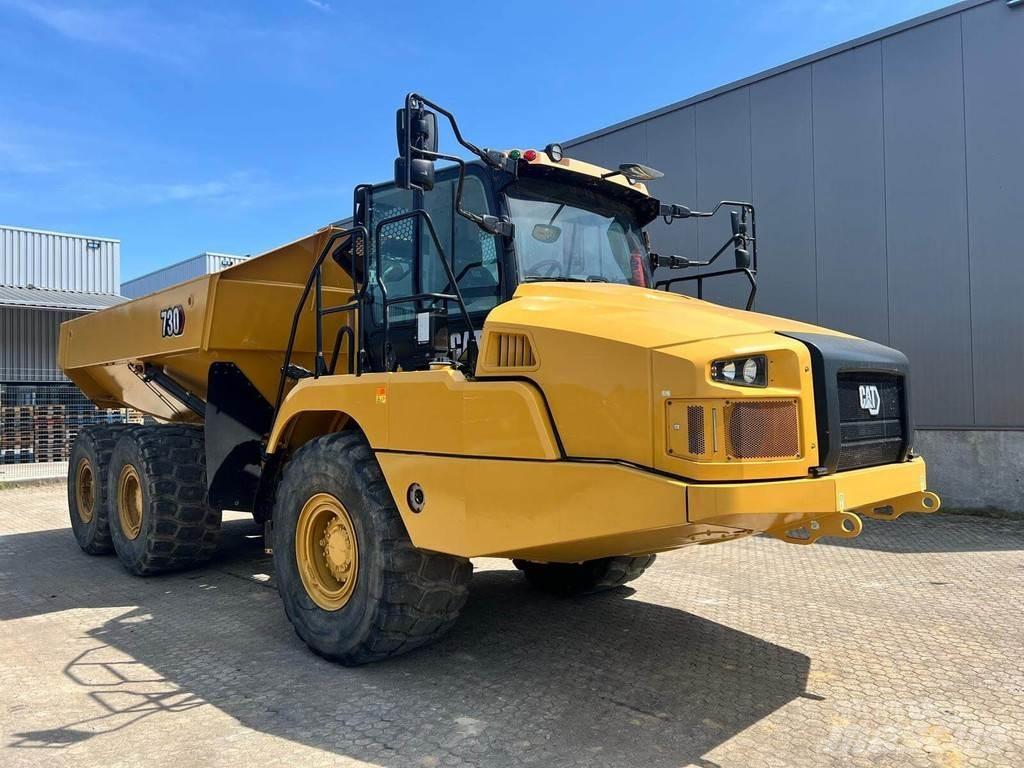 CAT 730 Кар`єрні самоскиди