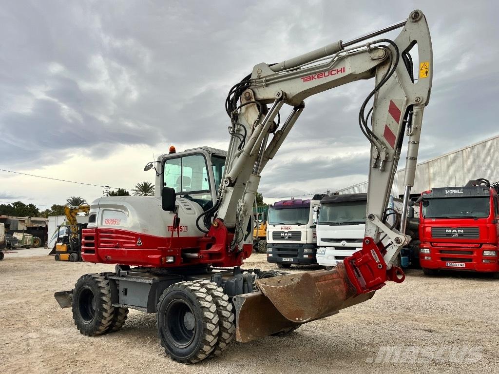 Takeuchi TB 295 W Колісні екскаватори