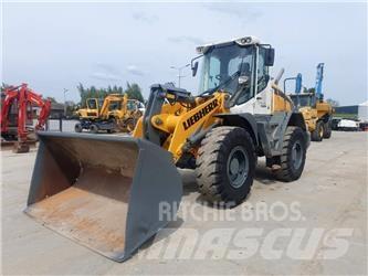 Liebherr L 524 Фронтальні навантажувачі