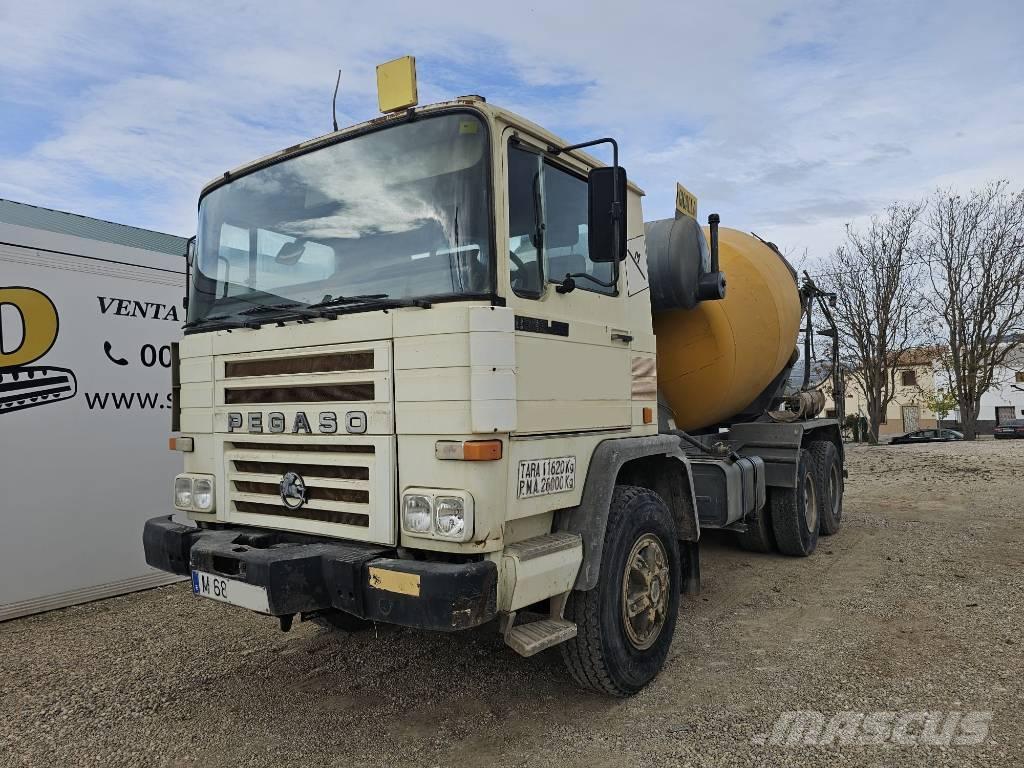 Pegaso 2323k Бетононасоси