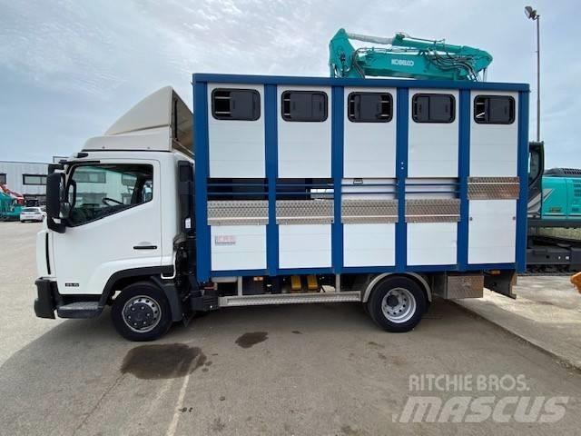 Nissan NT500 Пікапи / Бічне розвантаження