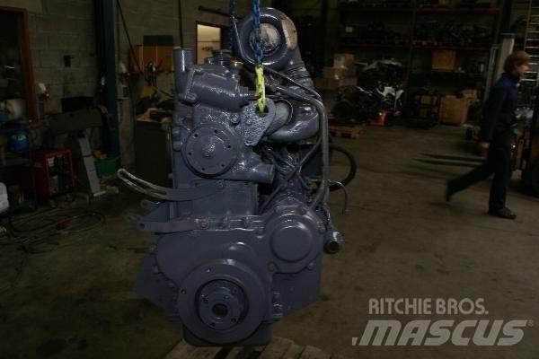 DAF DS 575 Двигуни