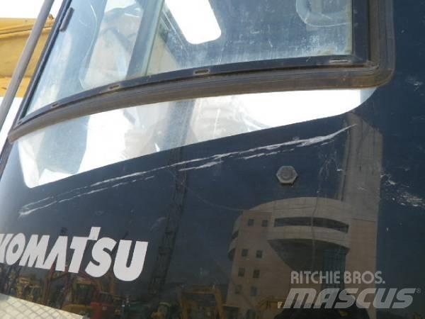 Komatsu PC158US-2 Гусеничні екскаватори