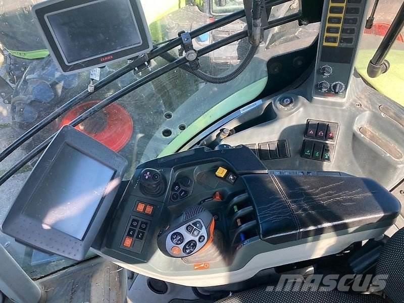 CLAAS Axion 830 Трактори