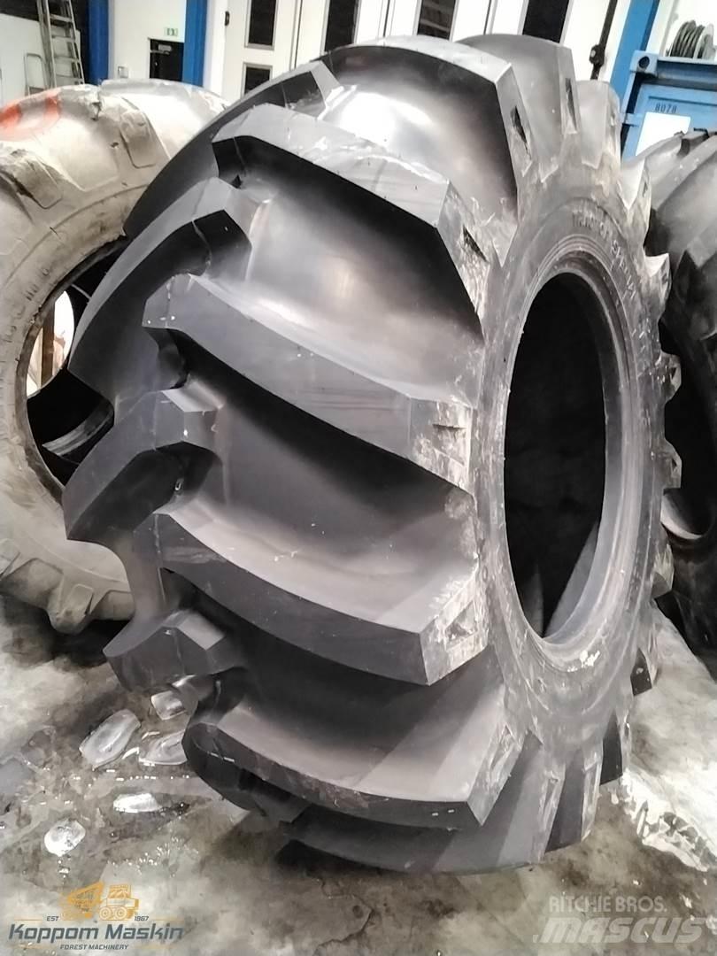 Nokian Trs 30,5-32 Шини