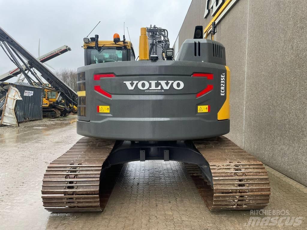 Volvo ECR 235 EL Гусеничні екскаватори