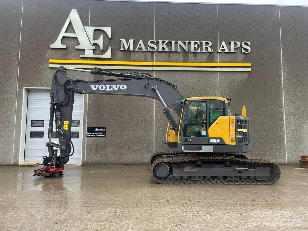 Volvo ECR 235 EL Гусеничні екскаватори